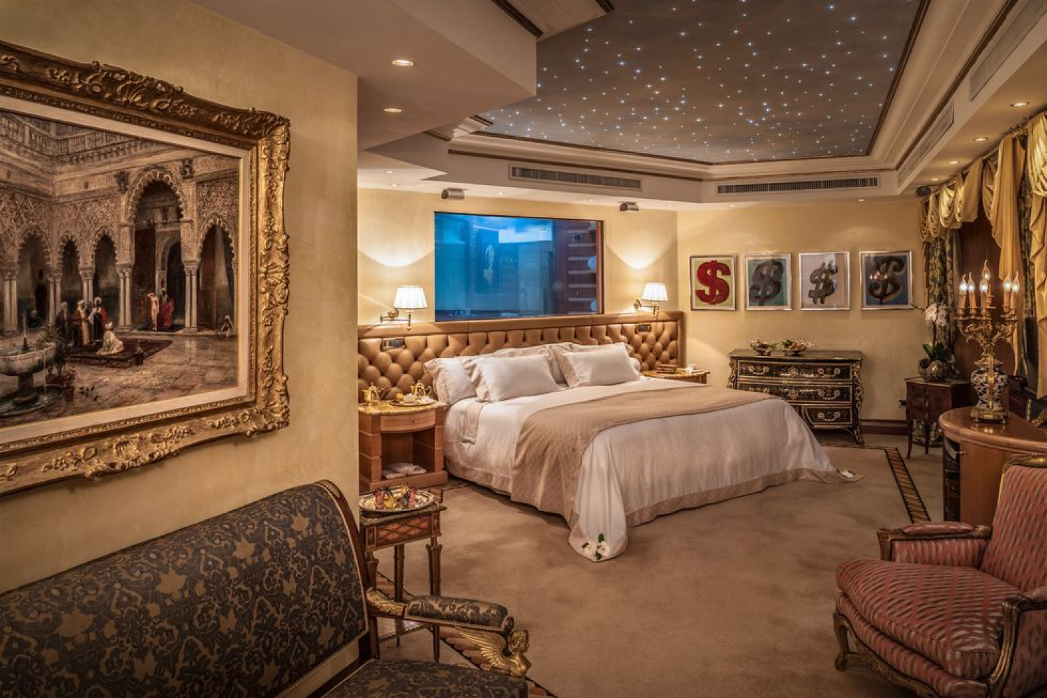 Rome Cavalieri by Waldorf Astoria has a collection of masters' paintings, rare tapestries, French period furniture, and fine sculptures. Artists  include Henri Vollet, Ennio Morlotti, Nicolas Tournier, Andy Warhol, and Victor Brauner
